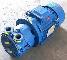 water vacuum pump بالعربی - مضخات الفاكيوم المائية، المعروفة أيضًا بمضخات الفاكيوم الدائرية، تستخدم الماء كوسيلة للعمل. هذه المضخات ليست