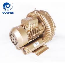 پمپ هوادهی (سایدچنل) کالمو مدل HG-7500SB یک بلوئر صنعتی قدرتمند است که برای کاربردهای مختلف صنعتی از جمله پرورش ماهی و میگو، صنایع غذایی